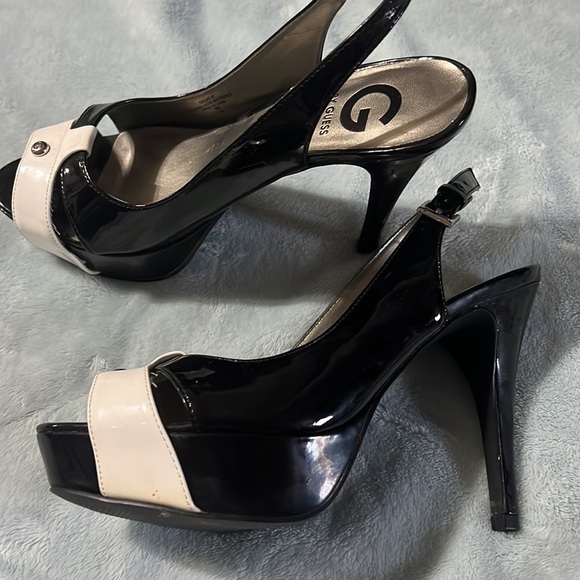 Guess High Heel Shoe - Picture 5 of 6